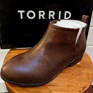 NEW Torrid Brown Ankle Booties